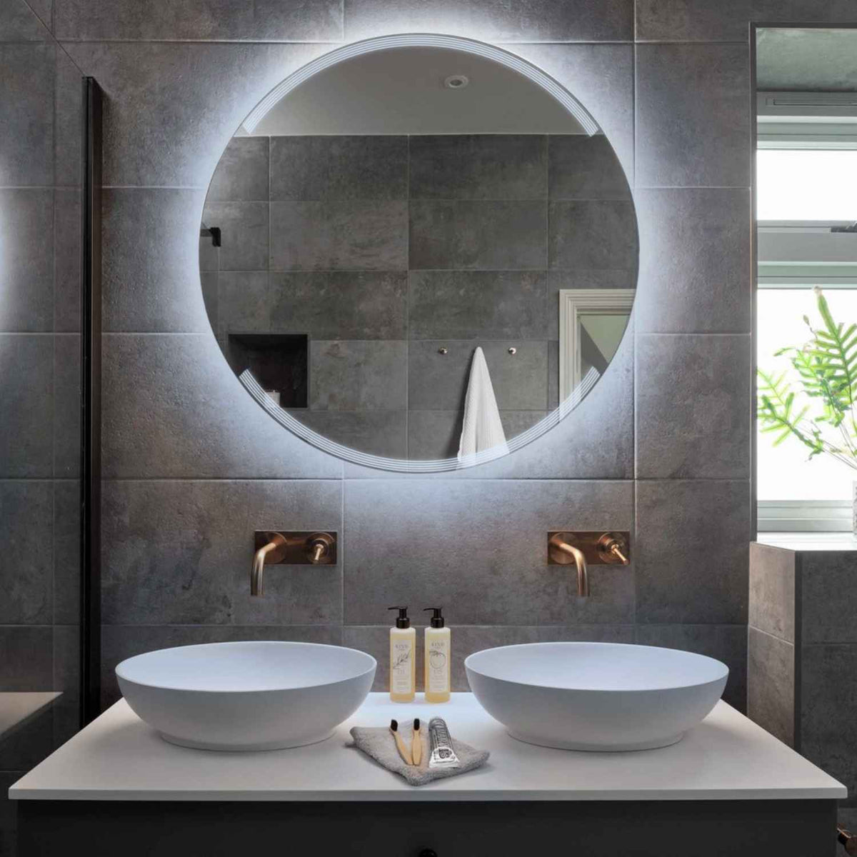 Oglinda LED Rotunda, Fara functii, LED 6000K Rece - Gama Edge Model 8