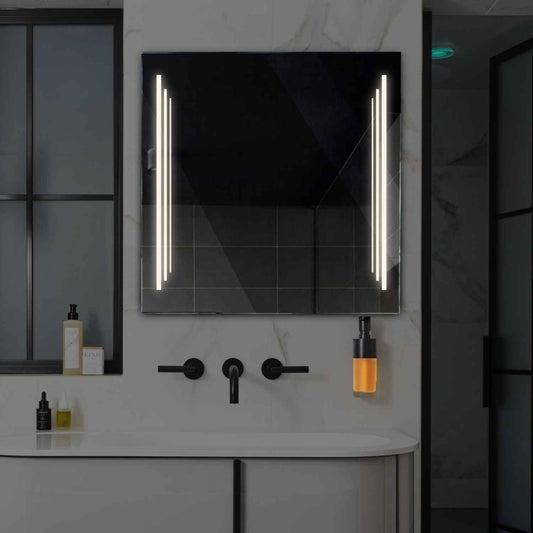Oglinda LED patrata cu lumina LED neutra Gama Salono Model 8 fara butoane - Reyze