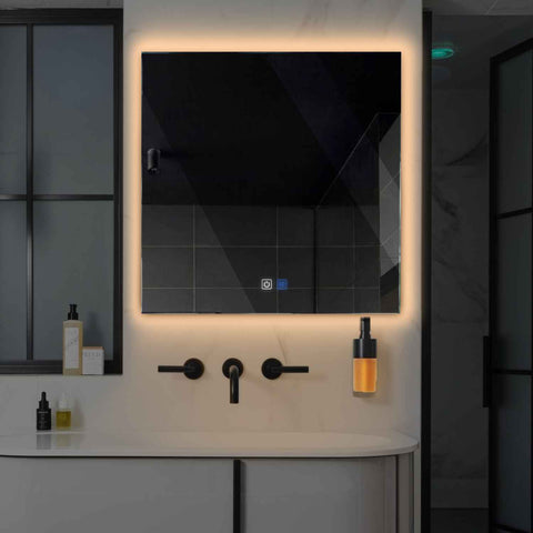 Oglinda LED patrata 50x50 cm cu lumina LED calda Gama Ambient Model 1 cu butoane touch si dezaburire - Reyze
