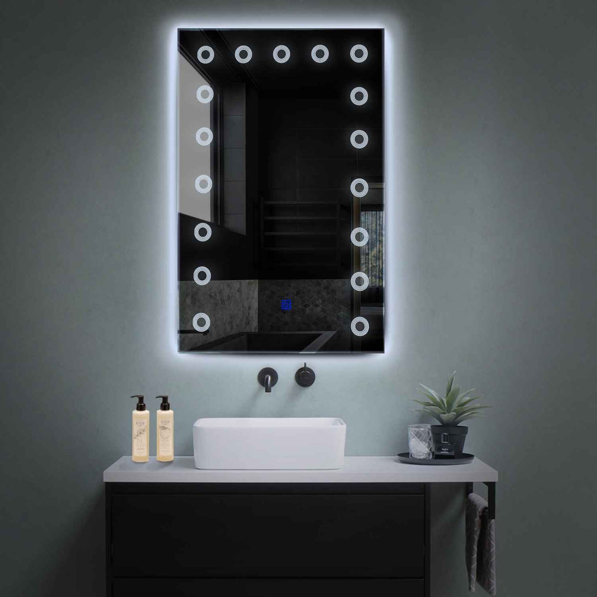 Oglinda LED Verticala, Touch LED, Dimare, LED 6000K Rece - Gama Minimal Model 4