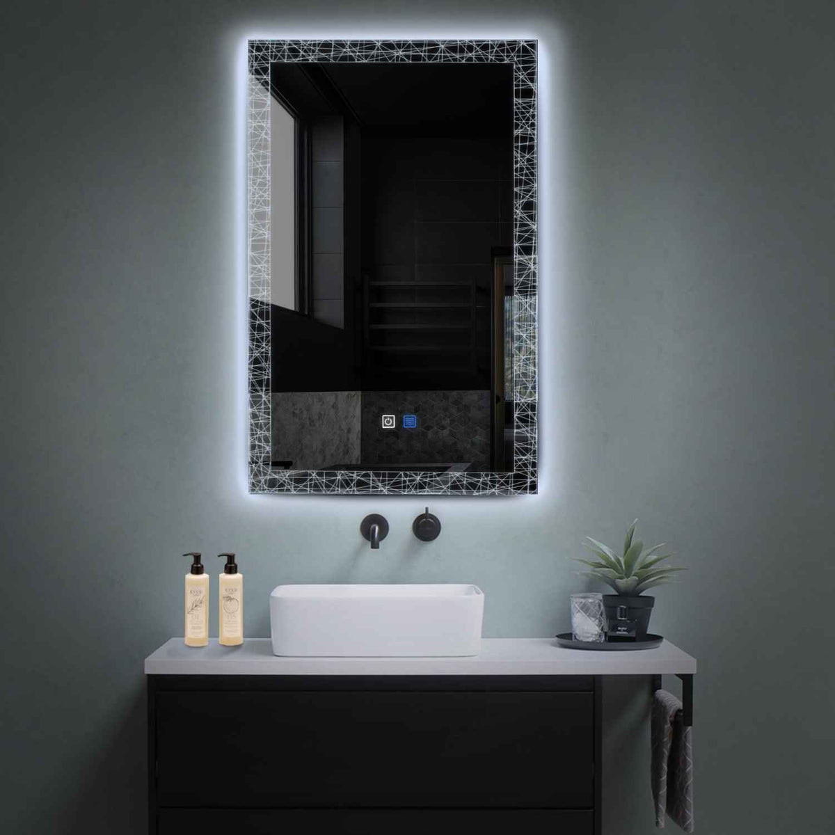 Oglinda LED verticala 70x100 cm cu lumina LED rece Gama Simetria Model 1 cu butoane touch si dezaburire - Reyze
