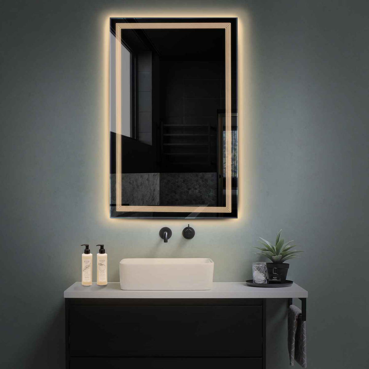 Oglinda LED Verticala, Fara functii, LED 3000K Cald - Gama Minimal Model 1