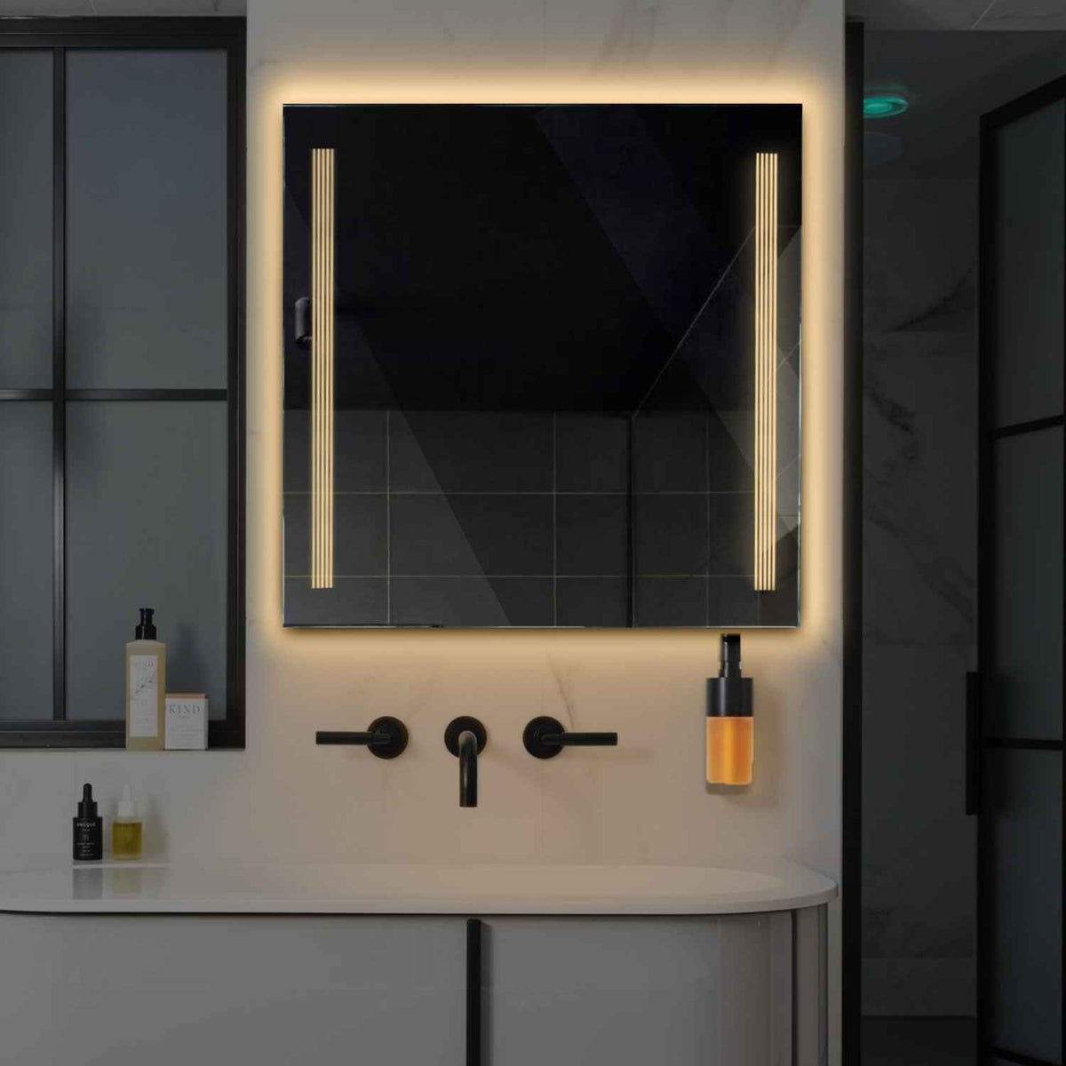 Oglinda LED Patrata, Fara functii, LED 3000K Cald - Gama Minimal Model 7