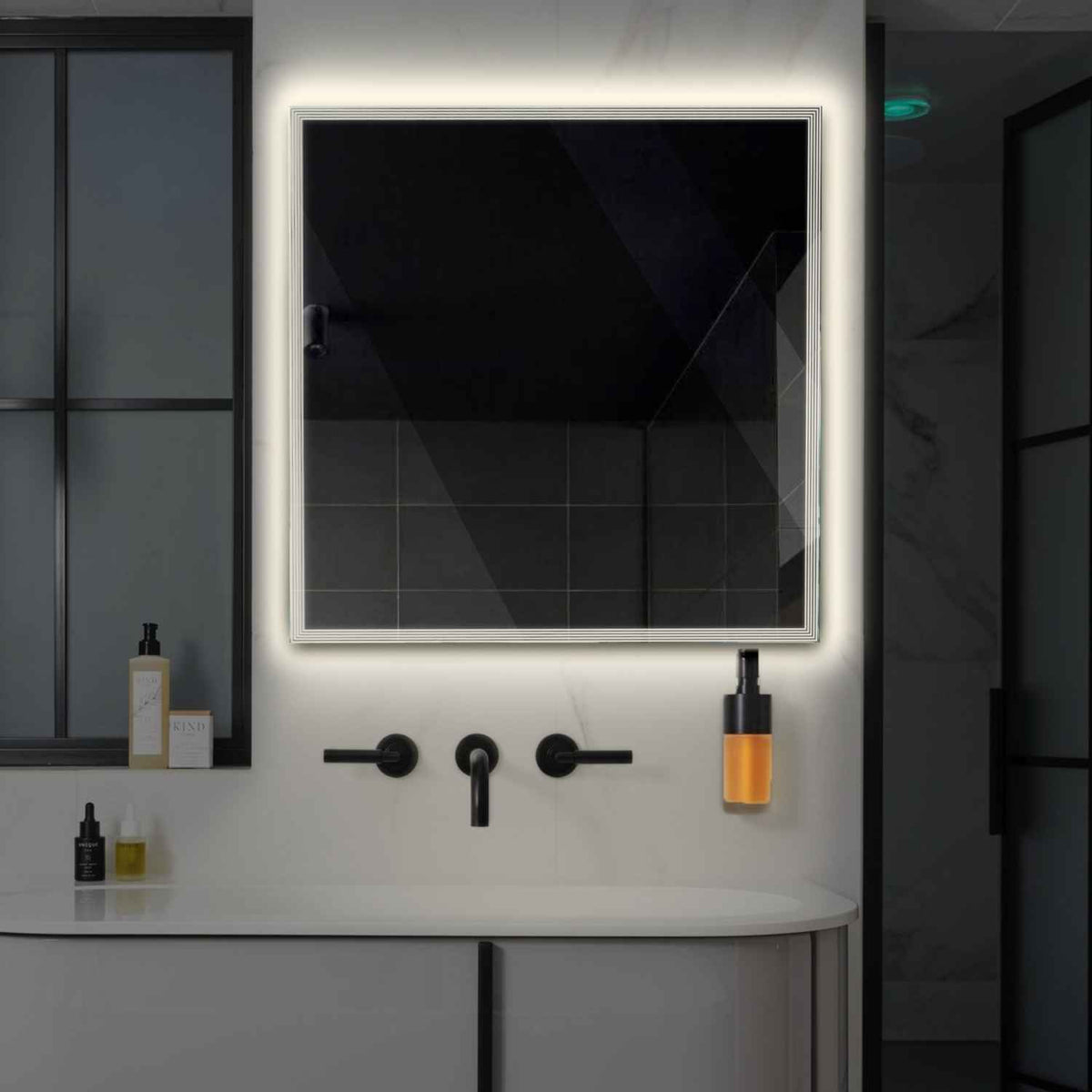 Oglinda LED Patrata, Fara functii, LED 4000K Neutru - Gama Edge Model 1